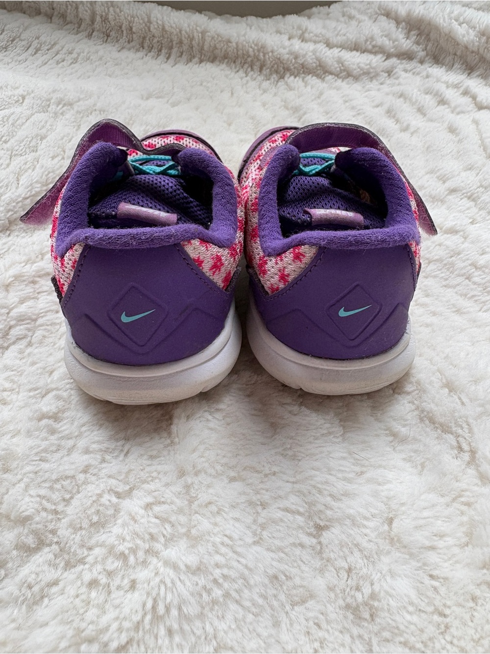 Nike Kids Purple Floral Sneakers with Teal Swoosh - Picture 4 of 6